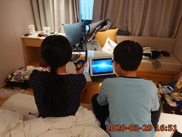 豬豬牛牛邊吃邊享受